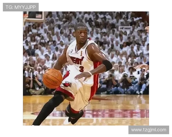 JR称韦德实力超越哈登认为韦德从不退缩表现始终出色 JR称韦德实力超越哈登认为韦德从不退缩表现始终出色