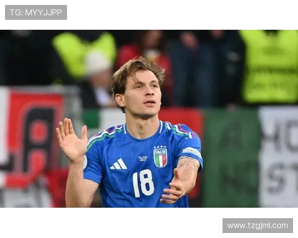 科拉罗夫替换巴斯托尼后鼓励他表现出色称赞他是冠军